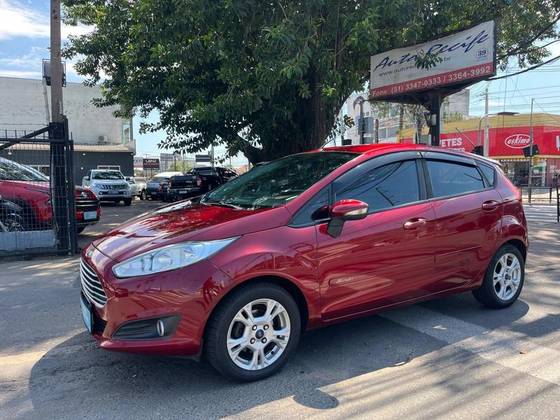 FORD FIESTA 1.6 SE HATCH 16V FLEX 4P POWERSHIFT FORD FIESTA 1.6 SE HATCH 16V FLEX 4P POWERSHIFT